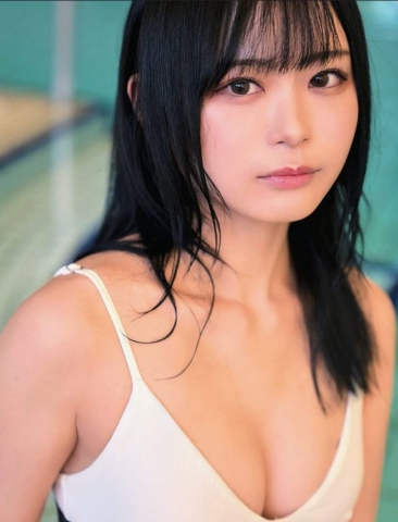 Nanami Takeuchi Soaking wet swimsuit photogravure006