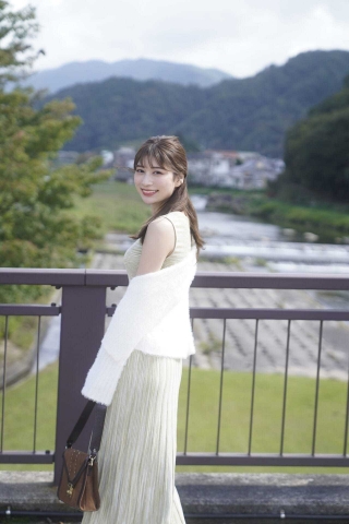  overwhelmingly beautiful woman RISA YUKIHIRA008