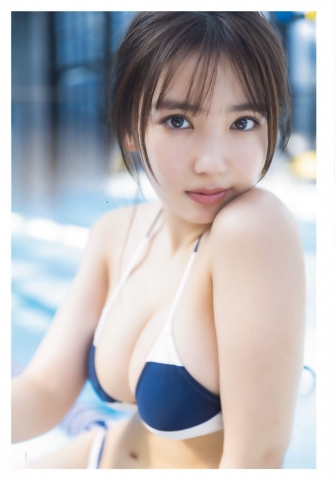 Aika Sawaguchi continues to shine at the forefront of gravure003