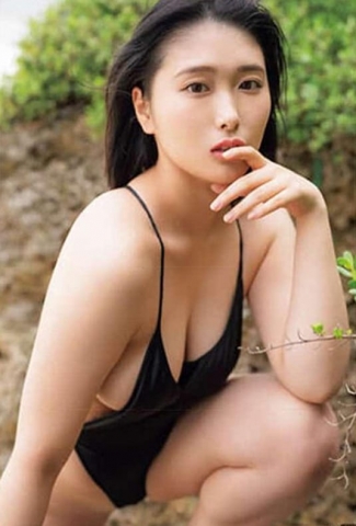 Marina Asakawa006