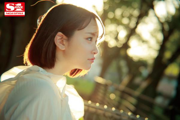愛宝すず 絶対的な透明感  初ベスト S1デビュー1周年最新10タイトル8時間スペシャル-Scene1